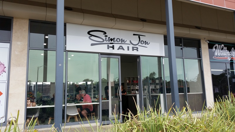 simon_jon_hair_front_of_shop
